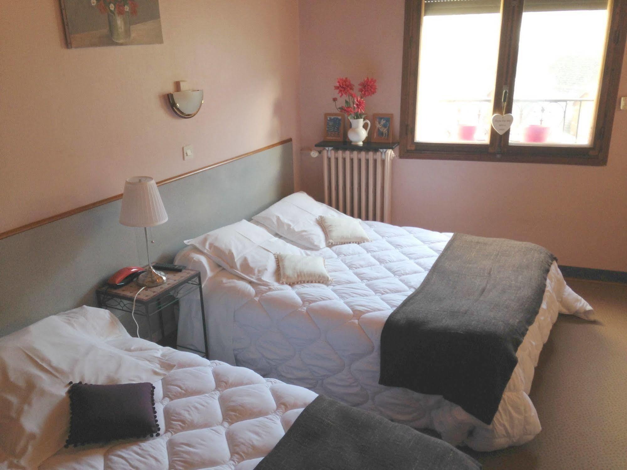 Le Bon Accueil Otel Bagnères-de-Luchon Dış mekan fotoğraf