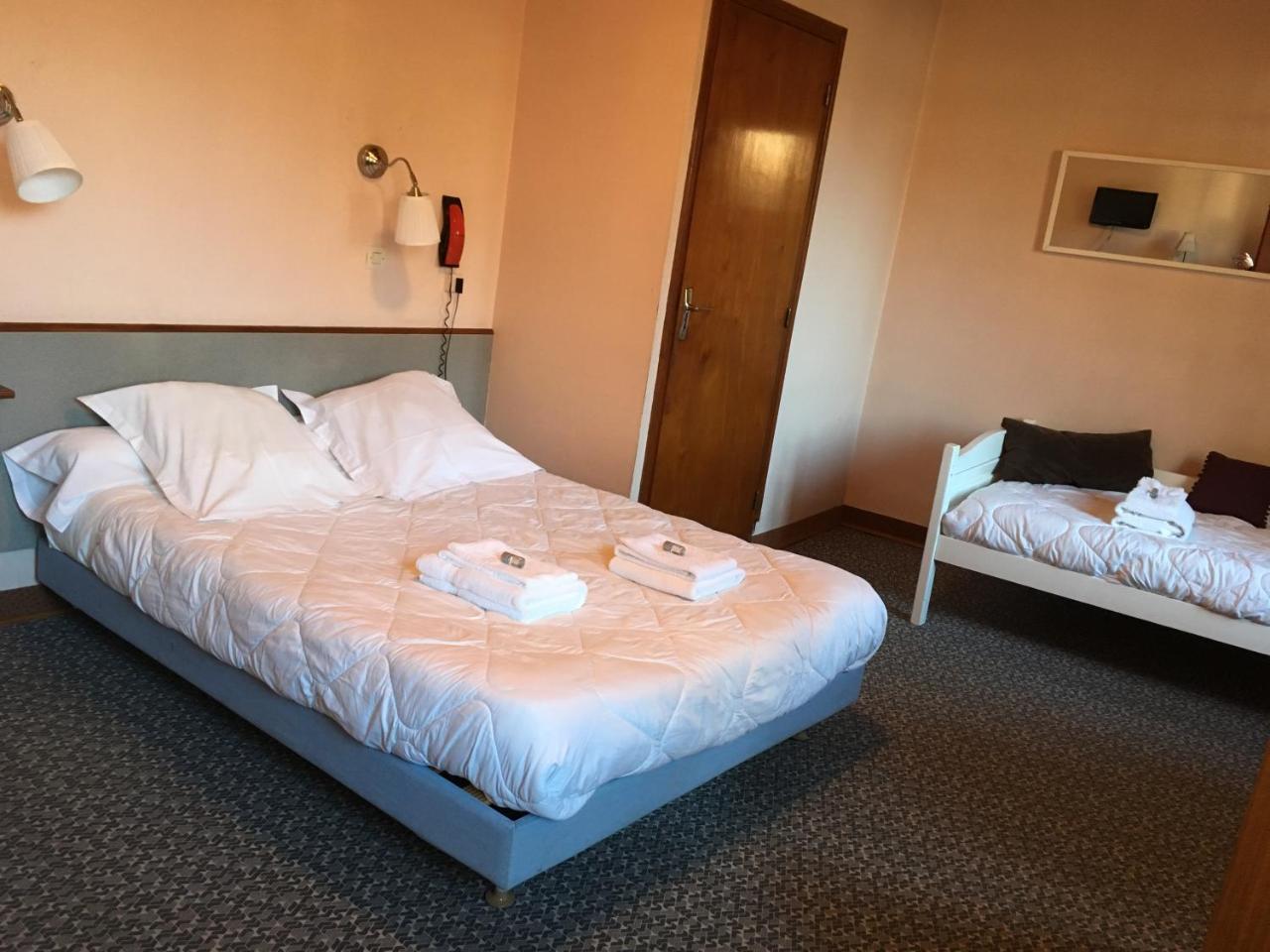 Le Bon Accueil Otel Bagnères-de-Luchon Dış mekan fotoğraf